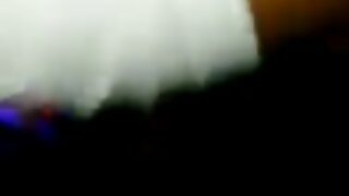 ಸ್ಪೋರ್ಟಿ ರಾವೆನ್ ಕೂದಲಿನ ಬಿಚ್ ಕ್ಲೋಯ್ ಅಮೌರ್ ಸೋಫಾದಲ್ಲಿ ಹಿಂದಿಯಲ್ಲಿ ಮಾದಕ ಚಿತ್ರ ಹಬೆಯ ಮಿಶ್ ಪೋಸ್ ಫಕ್ ಹೊಂದಿದ್ದರು